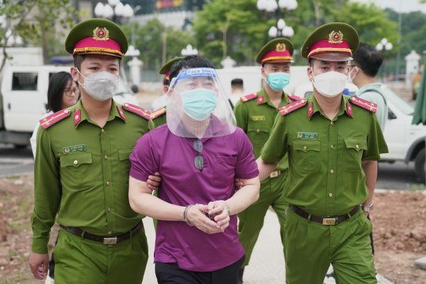 Bị cáo Nguyễn Mạnh Hùng