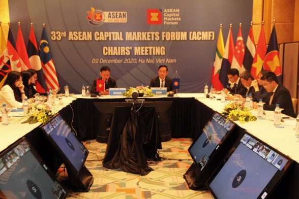 Diễn đàn thị trường vốn ASEAN tổ chức theo hình thức trực tuyến ngày 9/12 Diễn đàn thị trường vốn ASEAN tổ chức theo hình thức trực tuyến ngày 9/12