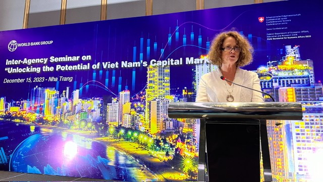 Bà Carolyn Turk, Giám đốc Quốc gia Ngân hàng Thế giới tại Việt Nam phát biểu khai mạc Hội thảo. (Ảnh: TT&QHCC) Bà Carolyn Turk, Giám đốc Quốc gia Ngân hàng Thế giới tại Việt Nam phát biểu khai mạc Hội thảo. (Ảnh: TT&QHCC)