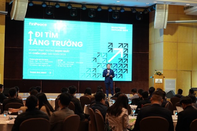 Ông Nguyễn Tuấn Anh, Chủ tịch HĐQT, Công ty cổ phần Tập đoàn FinPeace. Ông Nguyễn Tuấn Anh, Chủ tịch HĐQT, Công ty cổ phần Tập đoàn FinPeace.