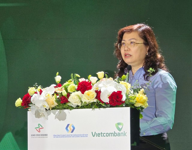 Bà Vũ Thị Chân Phương, Chủ tịch UBCKNN phát biểu chỉ đạo tại Hội nghị Bà Vũ Thị Chân Phương, Chủ tịch UBCKNN phát biểu chỉ đạo tại Hội nghị