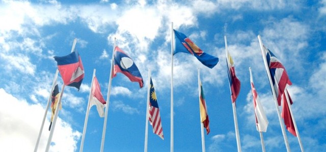 Trung Quốc tăng trưởng chậm lại nhưng ngôi sao Đông Á vẫn là Asean ảnh 1 Trung Quốc tăng trưởng chậm lại nhưng ngôi sao Đông Á vẫn là Asean ảnh 1