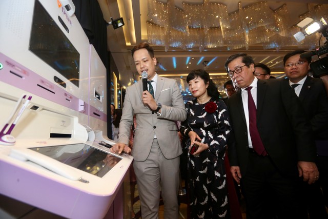 TPBank: Sẵn sàng cho việc chuyển đổi sang công nghệ thẻ chip nội địa tích hợp contactless ảnh 1 TPBank: Sẵn sàng cho việc chuyển đổi sang công nghệ thẻ chip nội địa tích hợp contactless ảnh 1