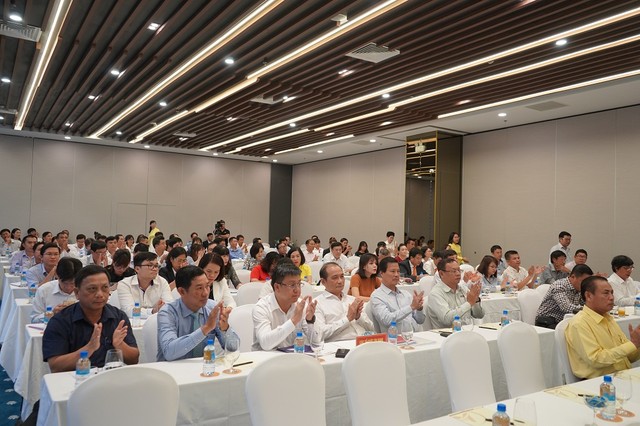 Hệ thống ngân hàng cam kết đáp ứng đủ nguồn vốn cho doanh nghiệp và người dân  ảnh 1