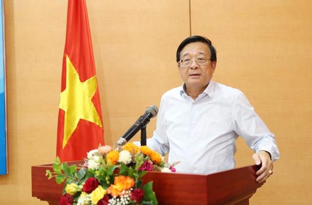 Ông Nguyễn Quốc Hùng, Tổng thư ký Hiệp hội Ngân hàng phát biểu tại Hội thảo Ông Nguyễn Quốc Hùng, Tổng thư ký Hiệp hội Ngân hàng phát biểu tại Hội thảo