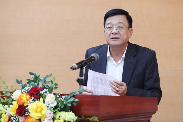 Ông Nguyễn Quốc Hùng, Tổng Thư ký Hiệp hội Ngân hàng phát biểu tại Tọa đàm Ông Nguyễn Quốc Hùng, Tổng Thư ký Hiệp hội Ngân hàng phát biểu tại Tọa đàm