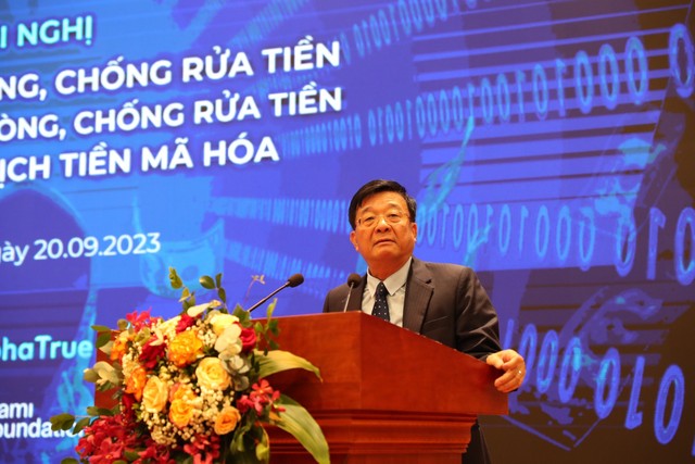 Ông Nguyễn Quốc Hùng, Phó Chủ tịch kiêm Tổng Thư ký Hiệp hội Ngân hàng Việt Nam phát biểu tại sự kiện Ông Nguyễn Quốc Hùng, Phó Chủ tịch kiêm Tổng Thư ký Hiệp hội Ngân hàng Việt Nam phát biểu tại sự kiện