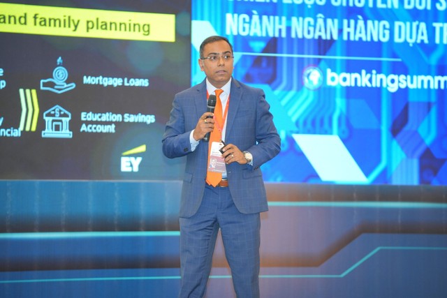 Ông Sayantan Choudhury, Phó Tổng Giám đốc, Tư vấn Công nghệ, EY Consulting Việt Nam Ông Sayantan Choudhury, Phó Tổng Giám đốc, Tư vấn Công nghệ, EY Consulting Việt Nam