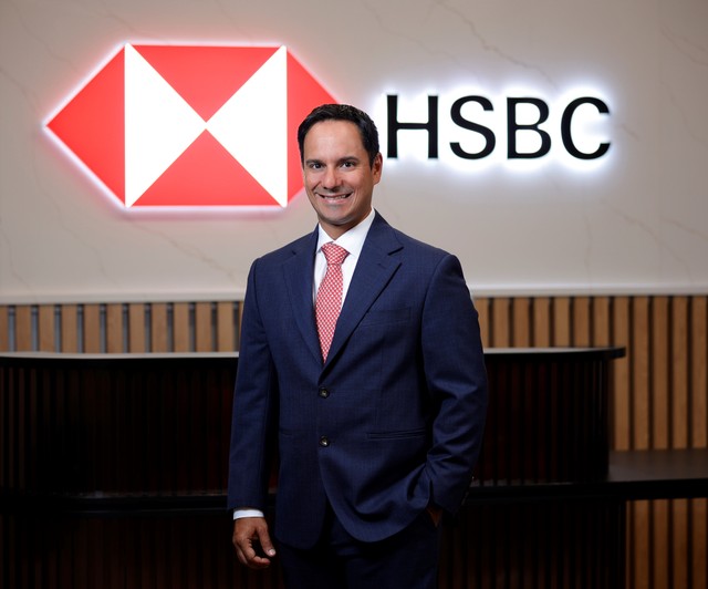 Ông Ahmed Yeganeh, Giám đốc toàn quốc Khối Khách hàng Doanh nghiệp, HSBC Việt Nam.