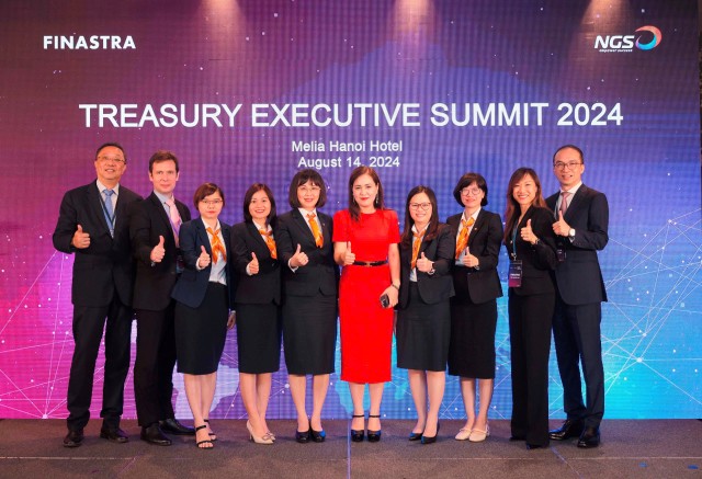 Đại diện của LPBank và Finastra tham dự sự kiện Treasury Executive Summit 2024 Đại diện của LPBank và Finastra tham dự sự kiện Treasury Executive Summit 2024