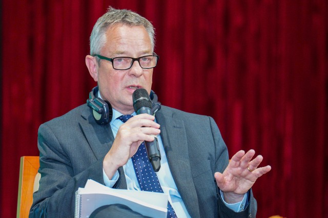 Ông Mike Suffield, Giám đốc Chính sách và Nghiên cứu chuyên sâu của ACCA Toàn cầu Ông Mike Suffield, Giám đốc Chính sách và Nghiên cứu chuyên sâu của ACCA Toàn cầu