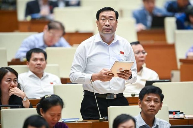 Đại biểu Thạch Phước Bình (đoàn Trà Vinh) Đại biểu Thạch Phước Bình (đoàn Trà Vinh)