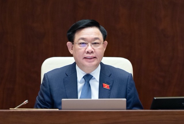 Chủ tịch Quốc hội Vương Đình Huệ điều hành phiên chất vấn sáng 8/6