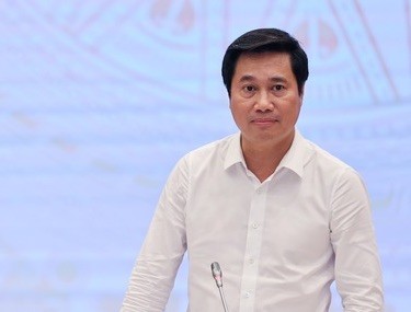 Thứ trưởng Bộ Xây dựng Nguyễn Tường Văn tại họp báo Chính phủ chiều 4/7
