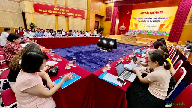 Toàn cảnh buổi họp báo Toàn cảnh buổi họp báo