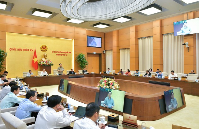 Toàn cảnh phiên họp