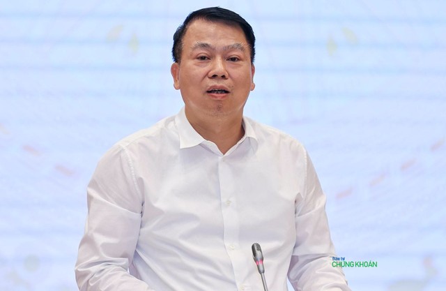 Thứ trưởng Nguyễn Đức Chi trả lời tại Họp báo Chính phủ chiều 1/6 (Ảnh: M.Minh) Thứ trưởng Nguyễn Đức Chi trả lời tại Họp báo Chính phủ chiều 1/6 (Ảnh: M.Minh)