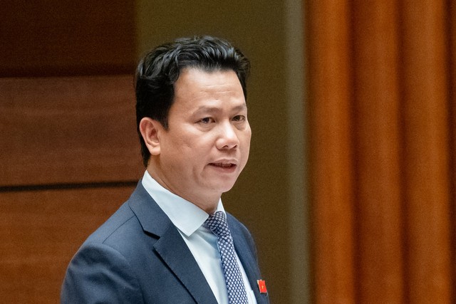 Bộ trưởng Bộ Tài nguyên và Môi trường Đặng Quốc Khánh trả lời chất vấn sáng 4/6 Bộ trưởng Bộ Tài nguyên và Môi trường Đặng Quốc Khánh trả lời chất vấn sáng 4/6