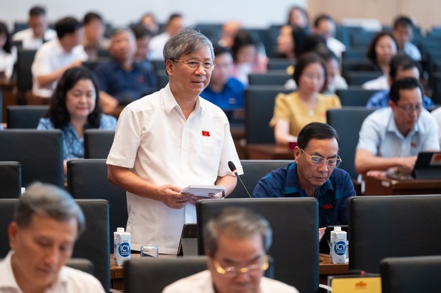 ĐBQH Nguyễn Anh Trí (Hà Nội) phát biểu chiều 29/8 ĐBQH Nguyễn Anh Trí (Hà Nội) phát biểu chiều 29/8