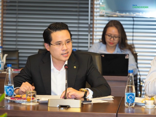 Ông Nguyễn Tuấn Anh phát biểu tại Toạ đàm Ông Nguyễn Tuấn Anh phát biểu tại Toạ đàm