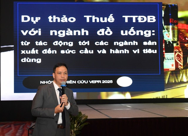 TS. Nguyễn Quốc Việt, Chuyên gia Chính sách công của Đại học Kinh tế, nguyên Phó Viện trưởng Viện Nghiên cứu Kinh tế và Chính sách (VEPR)