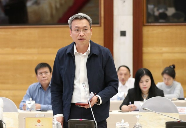 Thiếu tướng Nguyễn Quốc Toản, Chánh Văn phòng, người phát ngôn Bộ Công an tại họp báo Thiếu tướng Nguyễn Quốc Toản, Chánh Văn phòng, người phát ngôn Bộ Công an tại họp báo