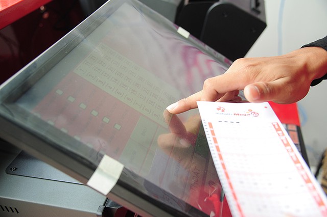 Xổ số Vietlott gây sốt trong ngày ra mắt người dân Thủ đô ảnh 9