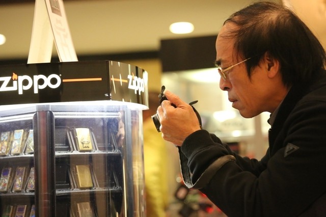 Dân chơi Zippo tập trung tại Hà Nội cùng mân mê bật lửa ảnh 11
