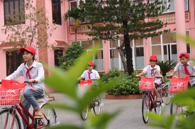 Gần 23.000 chiếc xe đạp đã được gửi tặng các em nhỏ có hoàn cảnh khó khăn trên toàn quốc