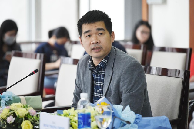 Ông Nguyễn Mạnh Khang, Giám đốc Khối công nghệ thông tin MCredit Ông Nguyễn Mạnh Khang, Giám đốc Khối công nghệ thông tin MCredit