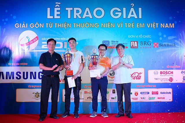Trao giải Swing for the Kids 2017  ảnh 1