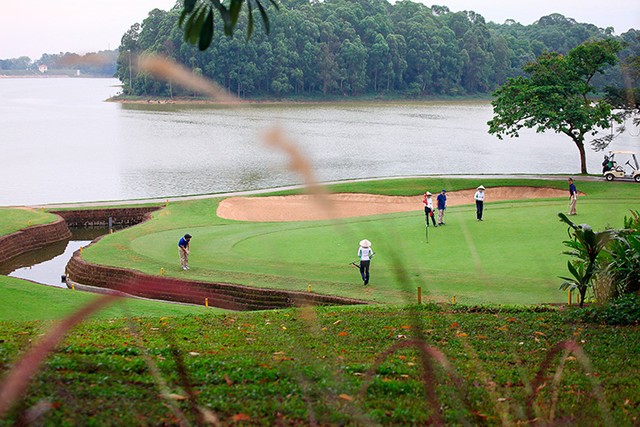Ngắm vẻ đẹp sân gôn tốt nhất Việt Nam năm 2016 Kings Island ảnh 16