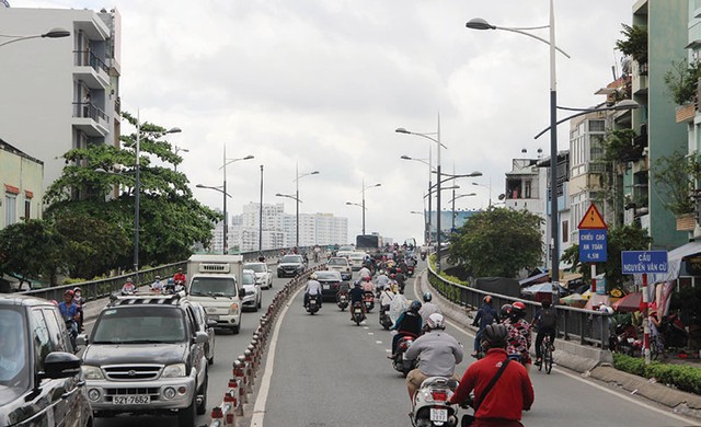 Bất động sản khu Nam Sài Gòn “khó thở” bởi hạ tầng ảnh 2 Bất động sản khu Nam Sài Gòn “khó thở” bởi hạ tầng ảnh 2