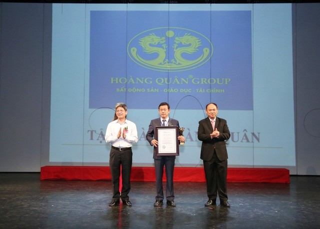 Tập đoàn Hoàng Quân vào top 10 thương hiệu uy tín ngành xây dựng Việt Nam ảnh 1