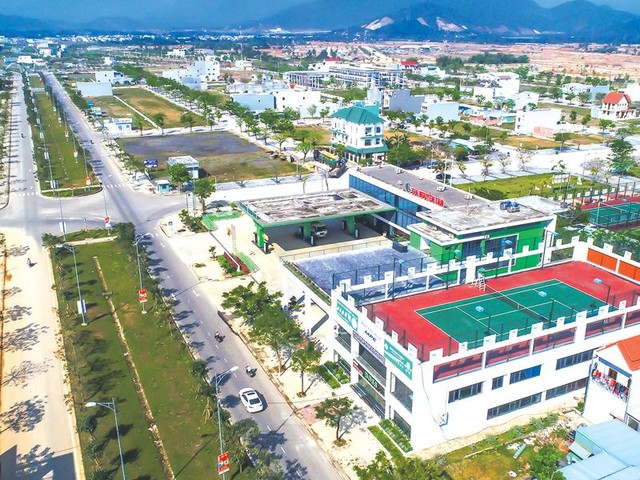 Hệ lụy buồn sau sốt đất ở miền Trung ảnh 1 Hệ lụy buồn sau sốt đất ở miền Trung ảnh 1