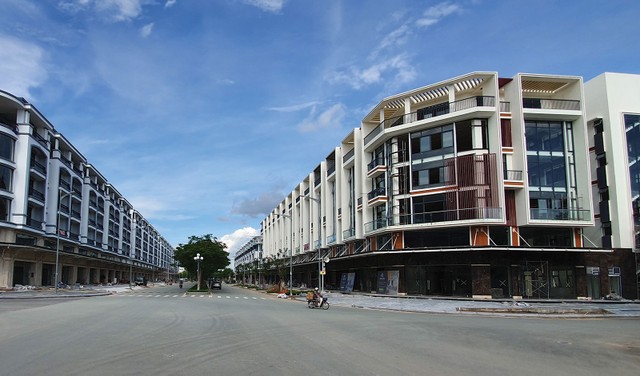 Vốn ngoại vào TP.HCM, bất động sản vẫn là “chỗ trũng“ ảnh 1 Vốn ngoại vào TP.HCM, bất động sản vẫn là “chỗ trũng“ ảnh 1