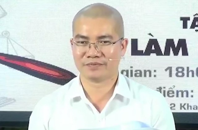 CEO Địa ốc Alibaba lại bị mời làm việc về phát ngôn 'chủ tịch xã' ảnh 1 CEO Địa ốc Alibaba lại bị mời làm việc về phát ngôn 'chủ tịch xã' ảnh 1