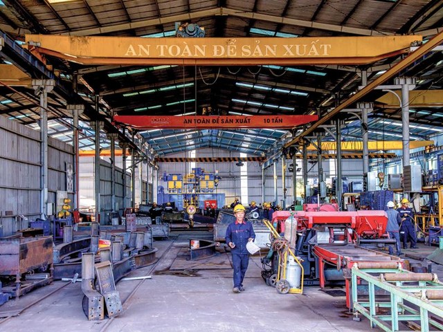 Doanh nhân Hà Đức Hùng, CEO Công ty cổ phần Cơ khí Hà Giang Phước Tường: Nhiều giọt nước tạo nên dòng sông ảnh 1 Doanh nhân Hà Đức Hùng, CEO Công ty cổ phần Cơ khí Hà Giang Phước Tường: Nhiều giọt nước tạo nên dòng sông ảnh 1