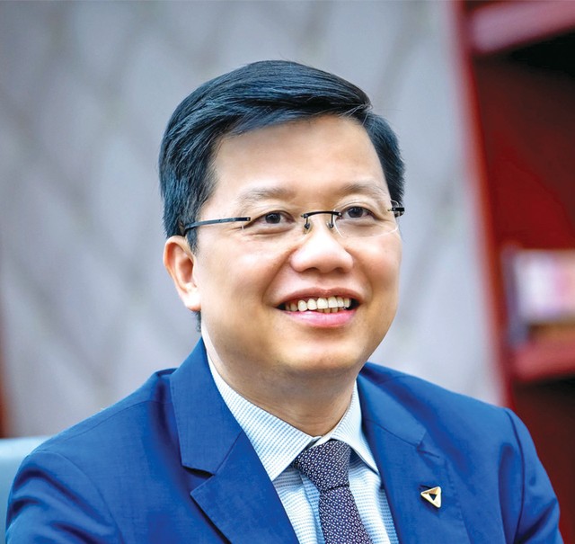 Ông Nguyễn Hưng, Tổng giám đốc Ngân hàng TMCP Tiên Phong