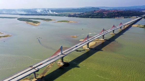 Công trình cầu Cổ Lũy là một trong những công trình khánh thành chào mừng Đại hội Đảng bộ tỉnh Quảng Ngãi sắp tới Công trình cầu Cổ Lũy là một trong những công trình khánh thành chào mừng Đại hội Đảng bộ tỉnh Quảng Ngãi sắp tới