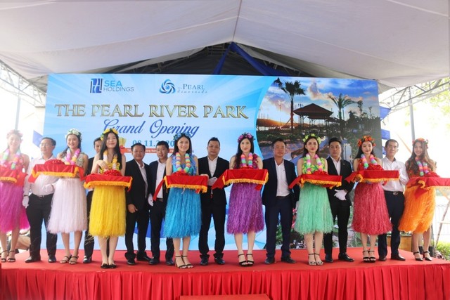 Hình ảnh từ lễ khánh thành The Pearl River Park. Hình ảnh từ lễ khánh thành The Pearl River Park.