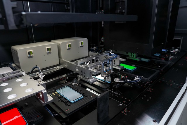 Kiểm tra tính năng của smartphone.