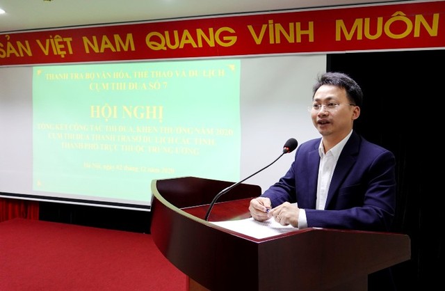 Ông Trần Trung Hiếu, Phó giám đốc phụ trách Sở Du lịch Hà Nội. Ông Trần Trung Hiếu, Phó giám đốc phụ trách Sở Du lịch Hà Nội.