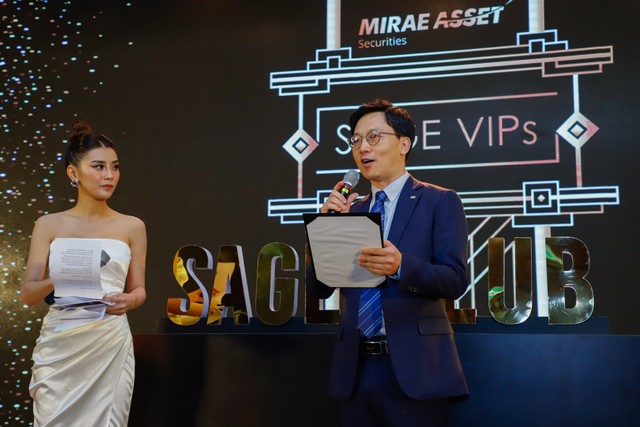 Ông Kang Moon Kyung, Tổng giám đốc Công ty Chứng Khoán Mirae Asset Việt Nam Ông Kang Moon Kyung, Tổng giám đốc Công ty Chứng Khoán Mirae Asset Việt Nam