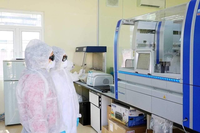 CDC Hải Dương có thêm 7 dàn máy Real Time PCR đi vào hoạt động từ 01/02. Ảnh: ĐT