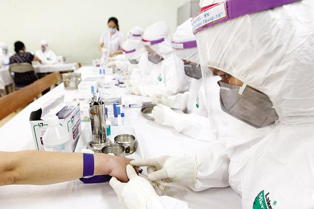 Việt Nam đã cho cả thế giới thấy mình có thể thành công trong mục tiêu kép mà không có sự đánh đổi giữa kinh tế và sức khỏe Việt Nam đã cho cả thế giới thấy mình có thể thành công trong mục tiêu kép mà không có sự đánh đổi giữa kinh tế và sức khỏe