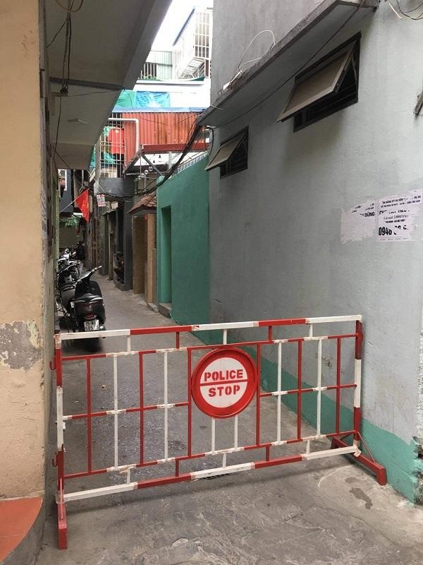 Số 1, lô 112, khu công nhân phường Dư Hàng được phong tỏa ngay sau khi phát hiện Bn 2391 nhiễm Covid-19