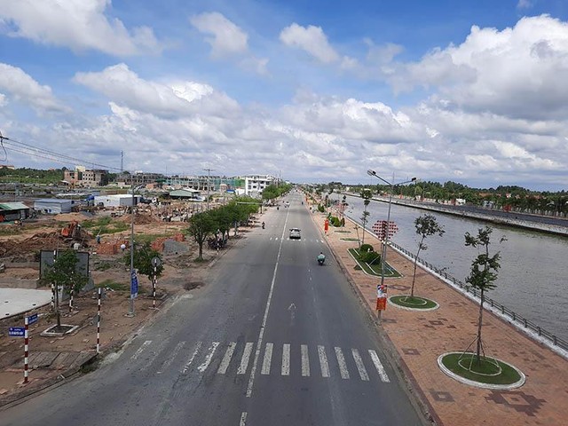 HĐND tỉnh Hậu Giang đã thông qua nghị quyết thống nhất chủ trương đầu tư 2 khu dân cư. HĐND tỉnh Hậu Giang đã thông qua nghị quyết thống nhất chủ trương đầu tư 2 khu dân cư.