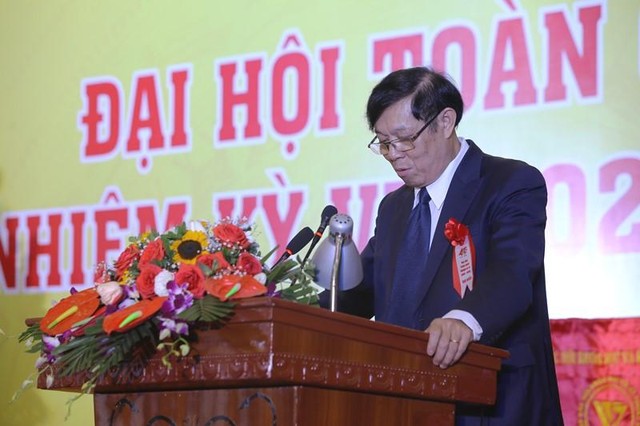 PGS-TS. Bùi Tất Thắng, Phó chủ tịch kiêm Tổng thư ký Hội Khoa học Kinh tế Việt Nam PGS-TS. Bùi Tất Thắng, Phó chủ tịch kiêm Tổng thư ký Hội Khoa học Kinh tế Việt Nam