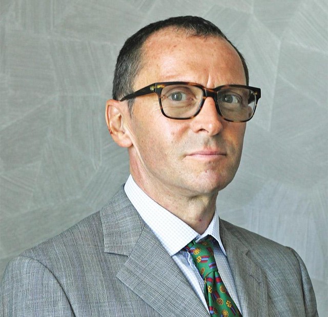 Ông Nick Ainsworth, Phó giám đốc tiếp thị của Dragon Capital.